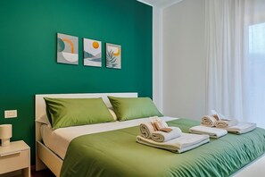 1 camera, una scrivania, ferro/asse da stiro, Wi-Fi gratuito