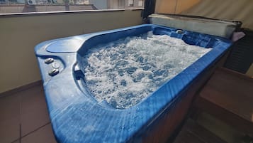 Suite, 1 cama doble | Terraza o patio