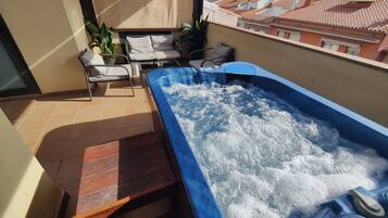Suite, 1 cama doble | Terraza o patio