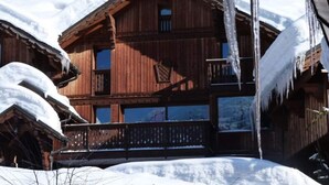 Exterior - Chalets for 12 People (Les Allues)