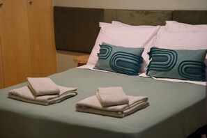 Free WiFi, bed sheets, wheelchair access