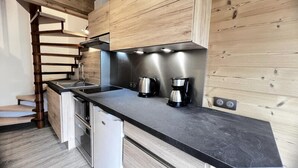 Coffee/tea maker, fridge, microwave, oven - Twilight 5 (La Clusaz)