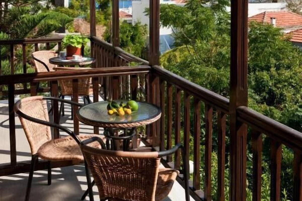 Deluxe Studio, Balcony, Sea View | In-room safe, free WiFi