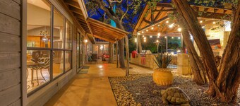 Terracotta Oasis - Wimberley for 30 Guests