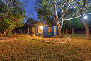 Talo | 8 makuuhuonetta