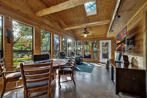 Exterior - Terracotta Oasis - Wimberley for 30 Guests (Wimberley)