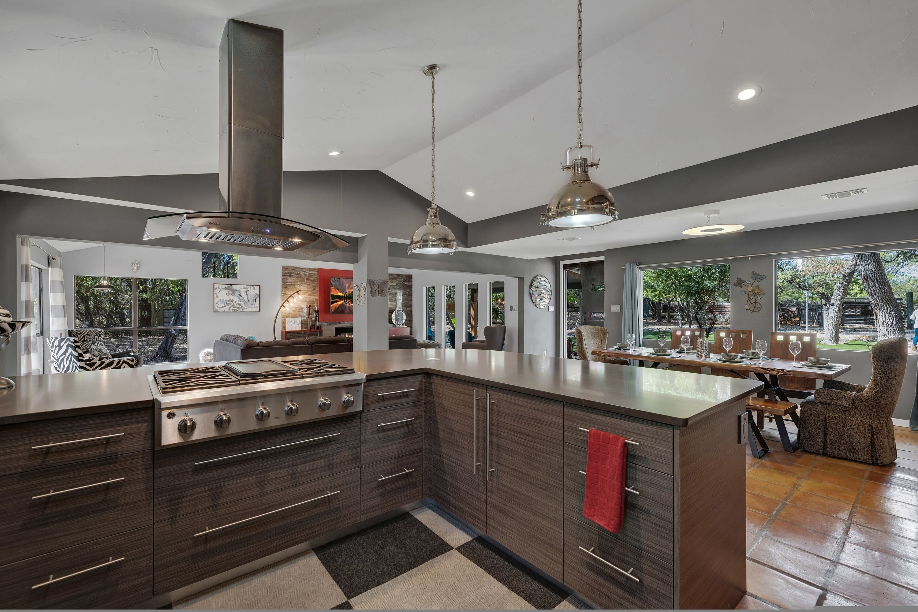 4 bedrooms