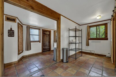 Terracotta Oasis - Wimberley for 30 Guests