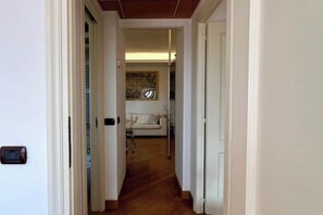 Interior - 🌿 Elegant apartment on Cassia with terrace - 20 minutes from San Pietro (Roma)
