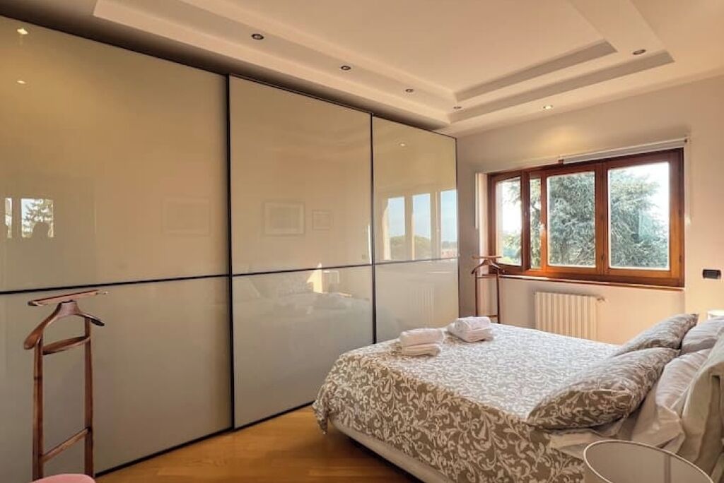 2 Schlafzimmer, Schreibtisch, Bügeleisen/Bügelbrett, kostenloses WLAN