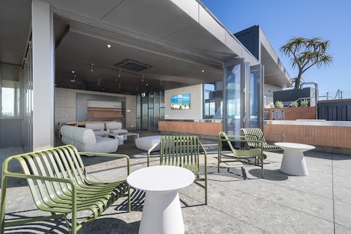 モダン スタジオ イン フリーマントル ウィズ スタニング ルーフトップ