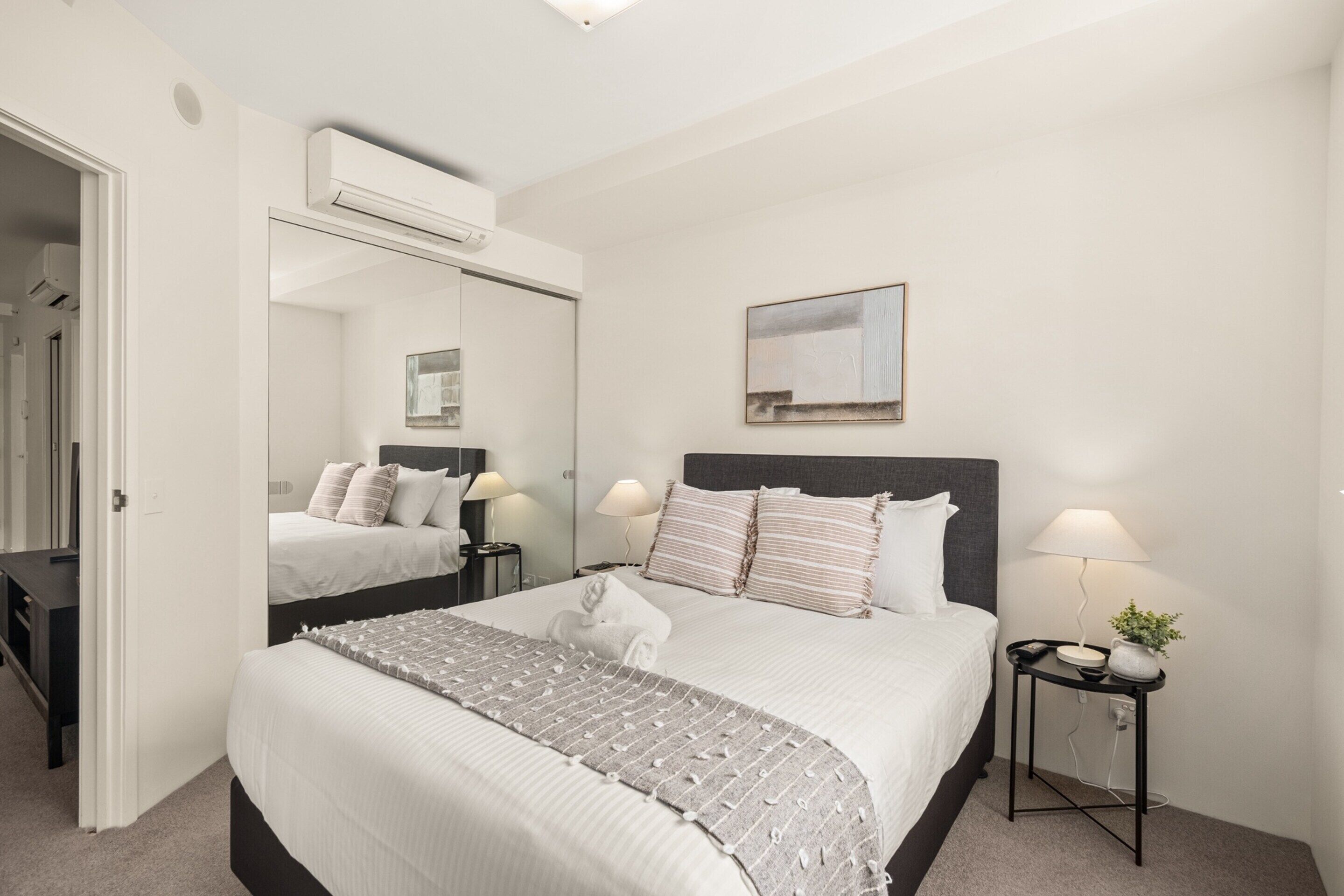 Căn hộ | 1 phòng ngủ, khu vực làm việc phù hợp cho laptop, bộ trải giường 