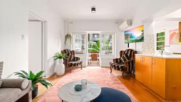 Apartment | Living room