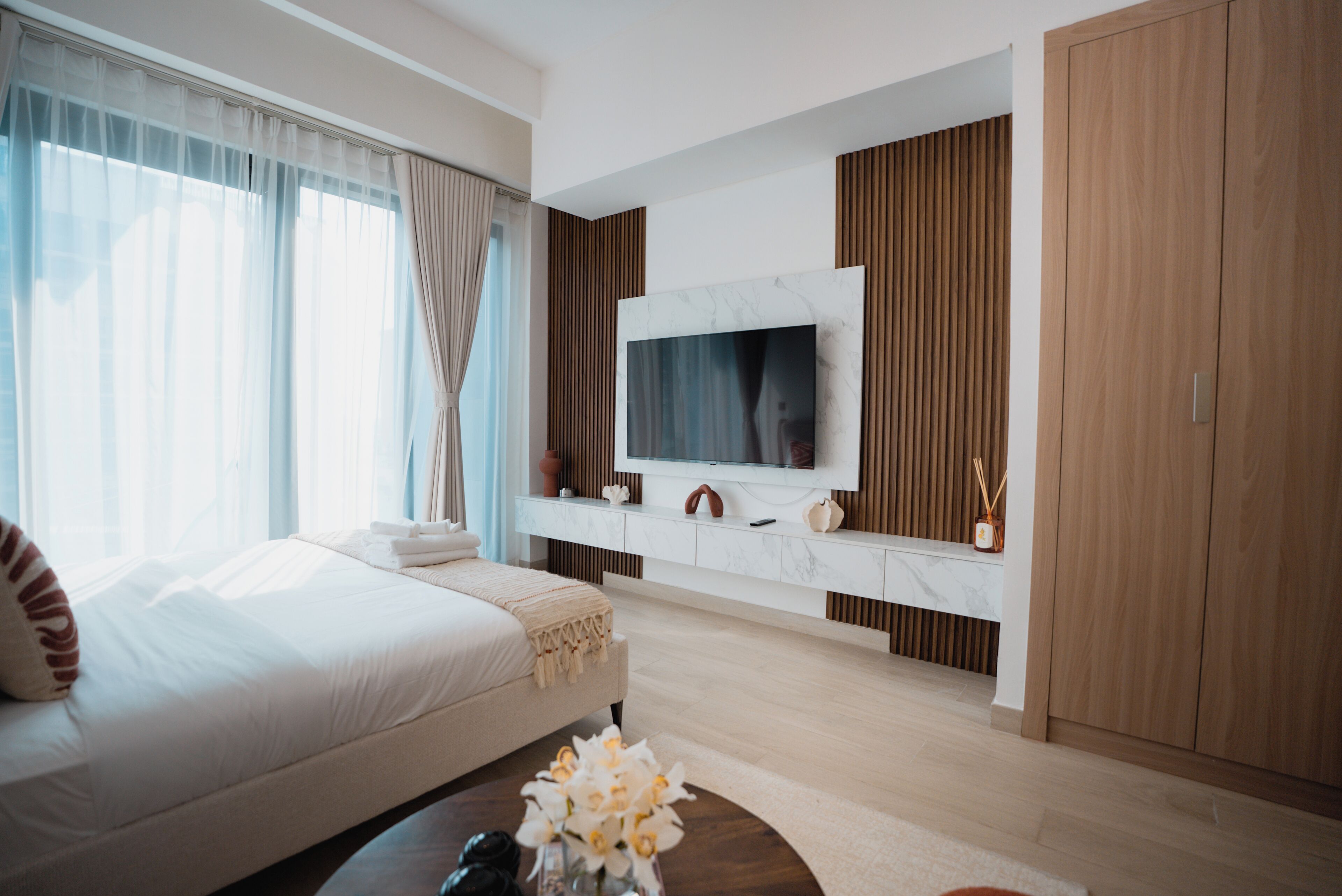 1 bedroom, iron/ironing board, internet, bed sheets