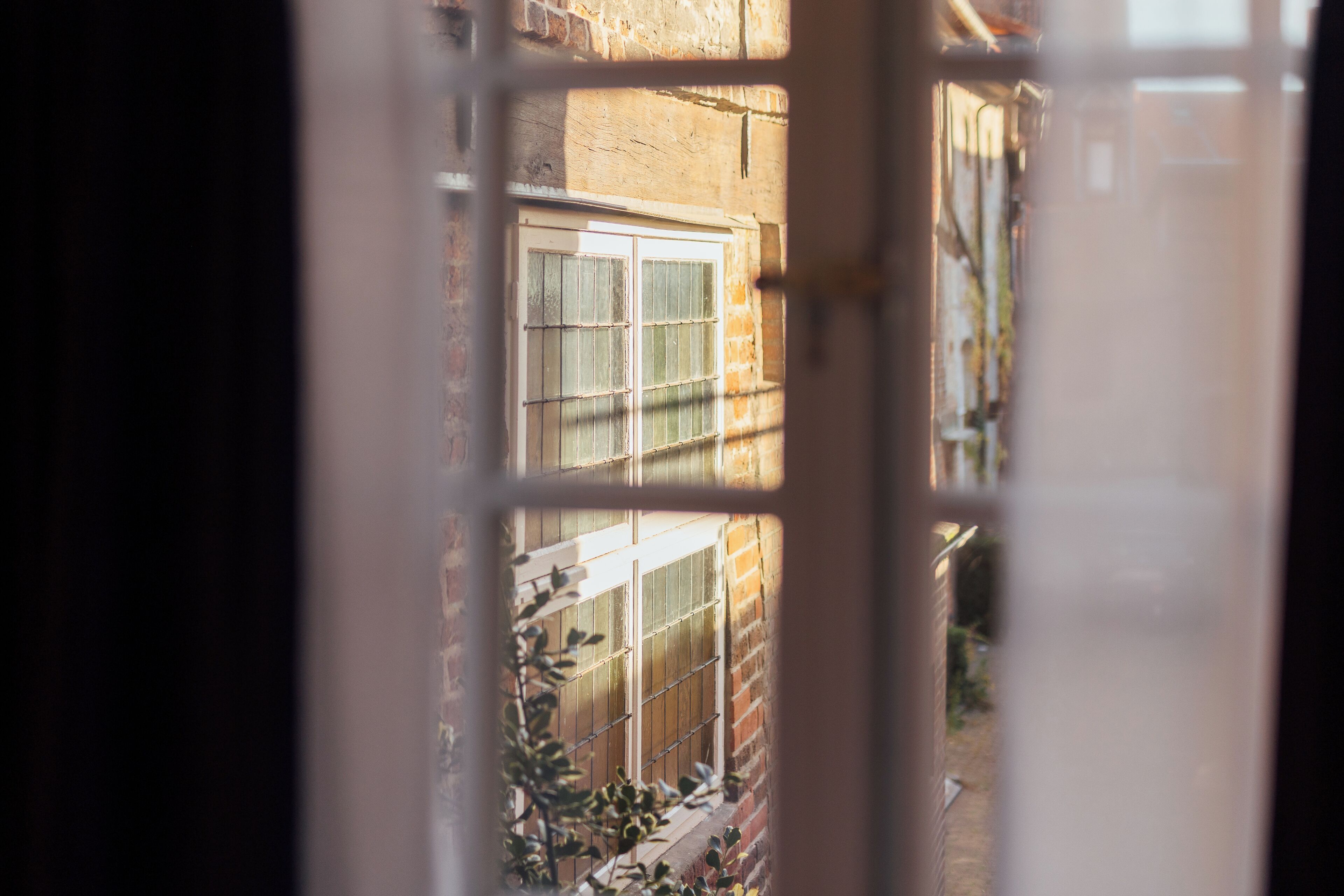 Desk, laptop workspace, free WiFi