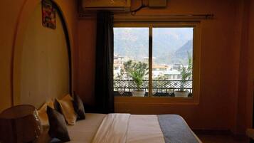 Deluxe Single Room | Free WiFi