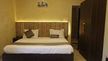 Room service - dining