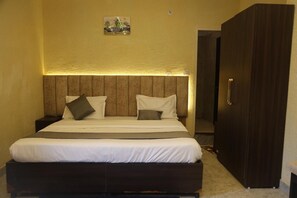 Room service – dining