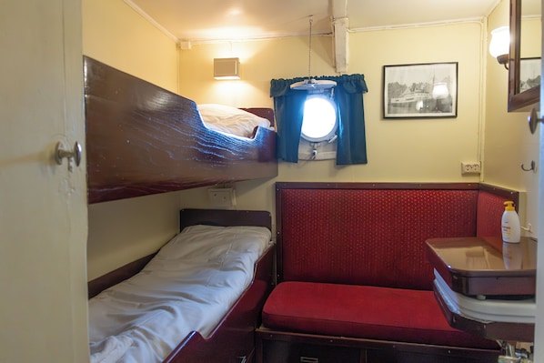 Doppelzimmer, Nichtraucher, Gemeinschaftsbad