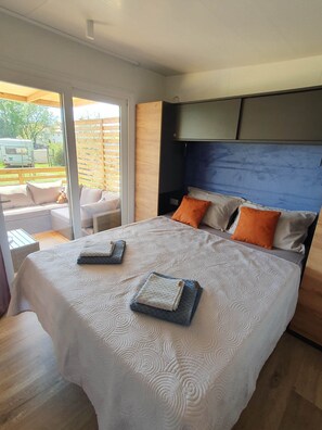 Room - Mobile Homes Karlo & Dino - Superior Two Bedroom Mobile Home (Medulin)