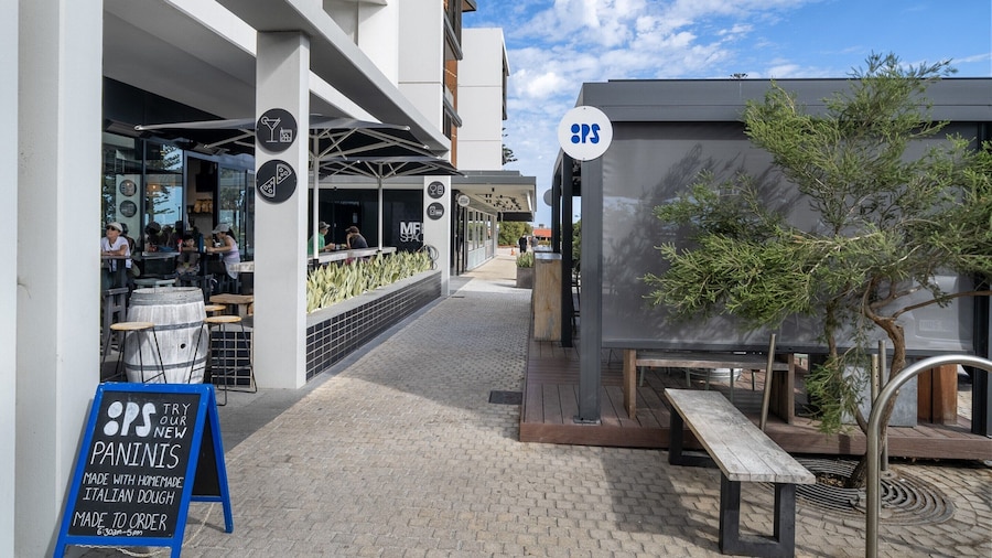 Bright Studio in Fremantle With Modern Finishes