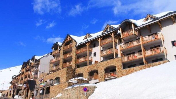 Exterior - 3-room Duplex Cabin for 9 People (Bagnères-de-Bigorre)