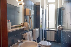 Apartment, Meerblick | Badezimmer
