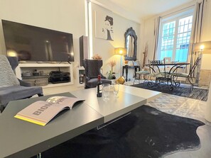 Interior - Le Loft Villehardouin (Paris 03)