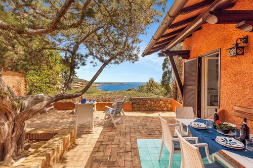 Amazing villa in a Mediterranean island