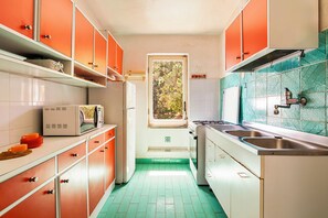 Private kitchen - Amazing villa in a Mediterranean island (Monte Argentario)