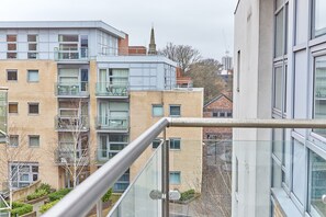 1 bedroom - Elm in Newcastle Upon Tyne (Newcastle-upon-Tyne)