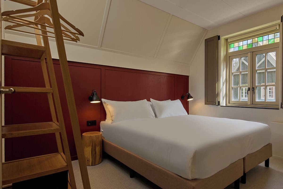 Village House 6-persons (with unlimited amusement park access) | In-room safe, free WiFi