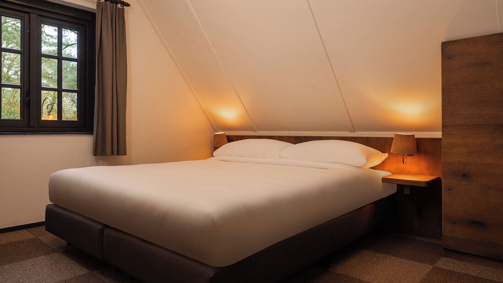 Boshuys 6-persoons (met onbeperkt toegang tot het pretpark) | Een kluis op de kamer, gratis wifi