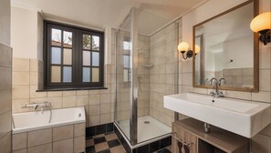 Boshuys 6-persoons (met onbeperkt toegang tot het pretpark) | Badkamer