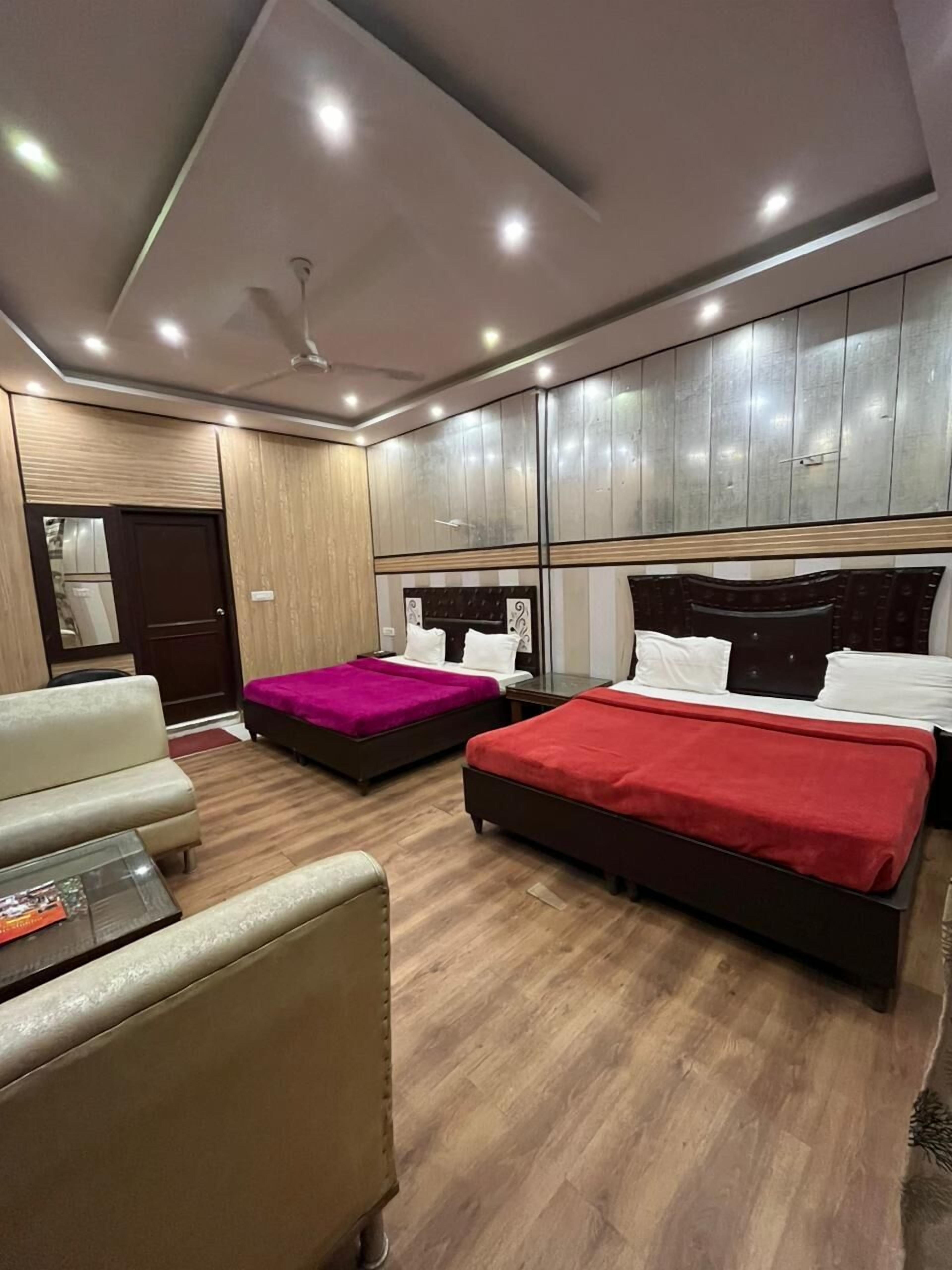 Kahden hengen standard-huone (yksi tai kaksi sänkyä) | Ilmainen Wi-Fi