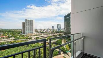 Apartment, 1 Bedroom, City View | Balcony