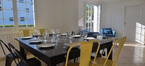 Dining - Gite House of Vallet (Vallet)
