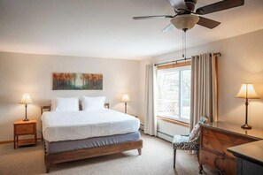 8 habitaciones, escritorio y tabla de planchar con plancha 