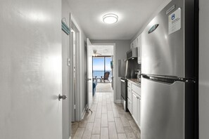 Interior - Palms Resort Unit 905 - Oceanfront! (Myrtle Beach)
