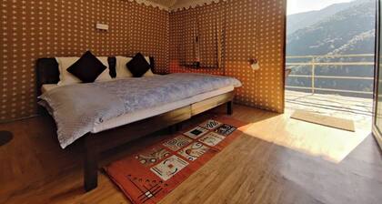 Vertical Valley Resort