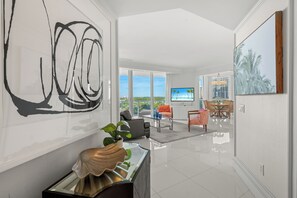 تلفزيون ذكي