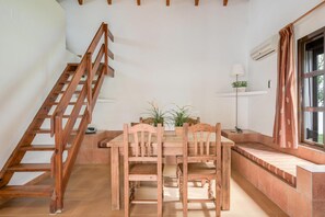 Dining - Holiday Home 'Miguelin 1' with Shared Pool, Wi-Fi and Air Conditioning (Zahora)