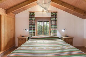 2 bedrooms, iron/ironing board, WiFi, bed sheets - Holiday Home 'Miguelin 3' with Shared Pool, Wi-Fi and Air Conditioning (Zahora)