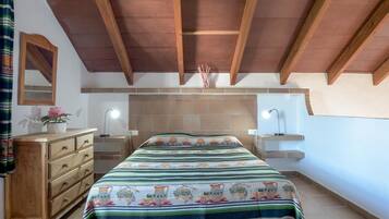 2 slaapkamers, een strijkplank/strijkijzer, wifi, beddengoed