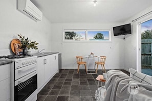 Fridge, microwave, oven, stovetop - 100m from Coronet Bay Beach - a family friendly dual dwelling oasis awaits (Coronet Bay)