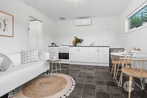 Interior - 100m from Coronet Bay Beach - a family friendly dual dwelling oasis awaits (Coronet Bay)