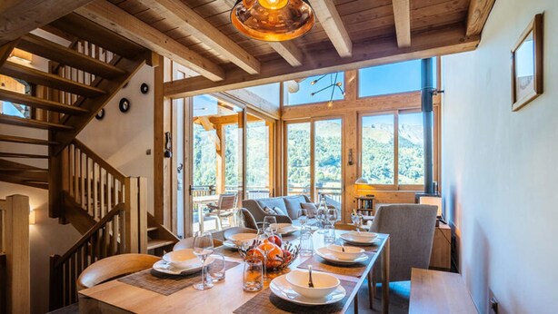 Dining - Chalet in Caseblanche Near Ski Slopes (Les Belleville)