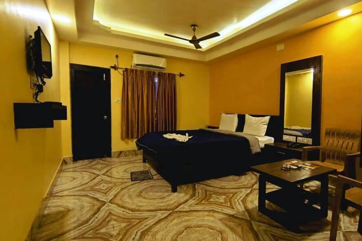 Deluxe Room, City View