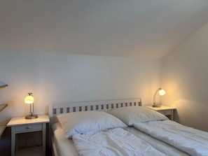 Apartment | 2 bedrooms, individually furnished - Ferienwohnung in Burhave (Butjadingen)