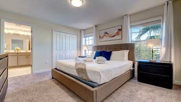 4 bedrooms, desk, iron/ironing board, WiFi